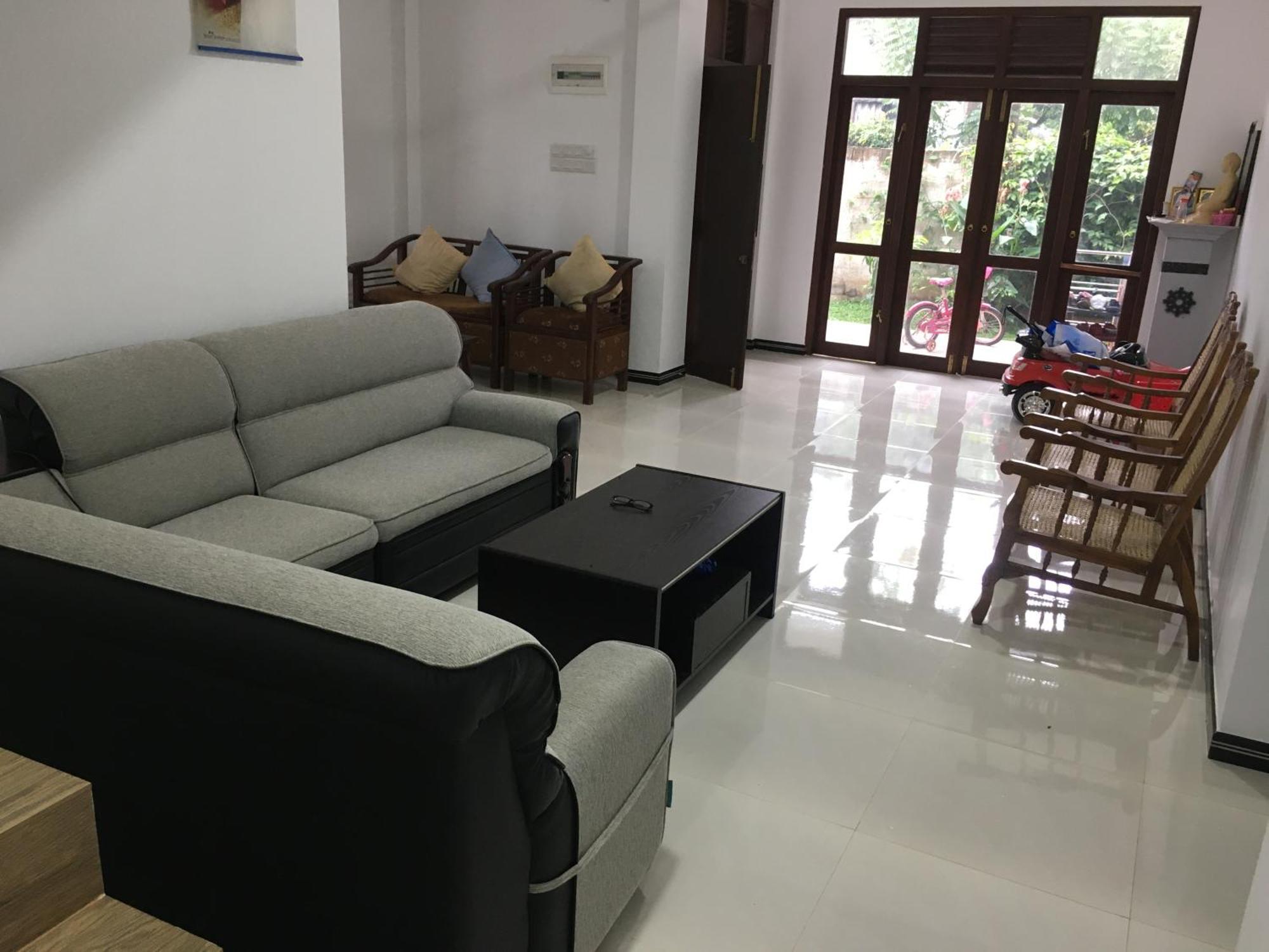 Bosadi Homestay Катунаяка Экстерьер фото