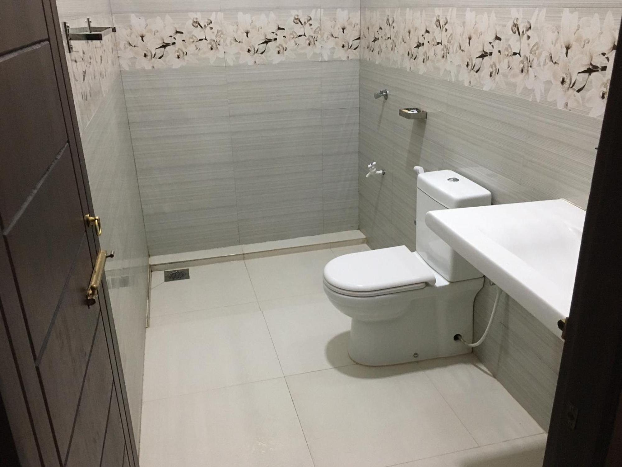Bosadi Homestay Катунаяка Экстерьер фото