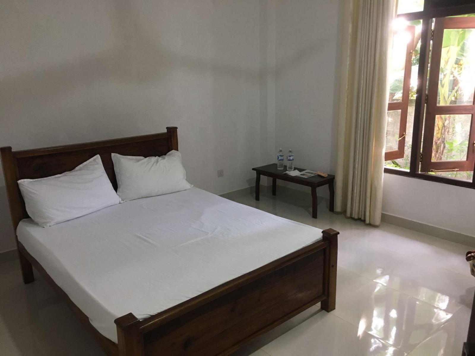 Bosadi Homestay Катунаяка Экстерьер фото